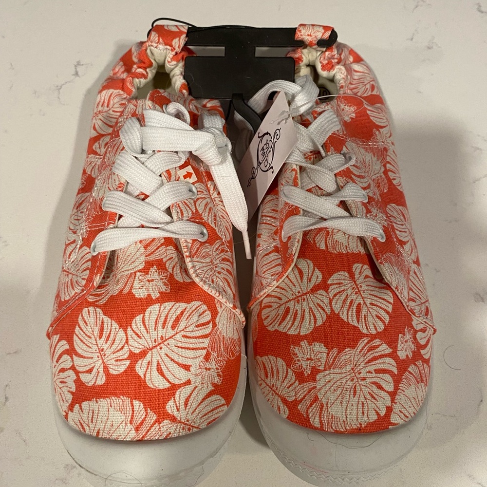 New size 10 womens shoes